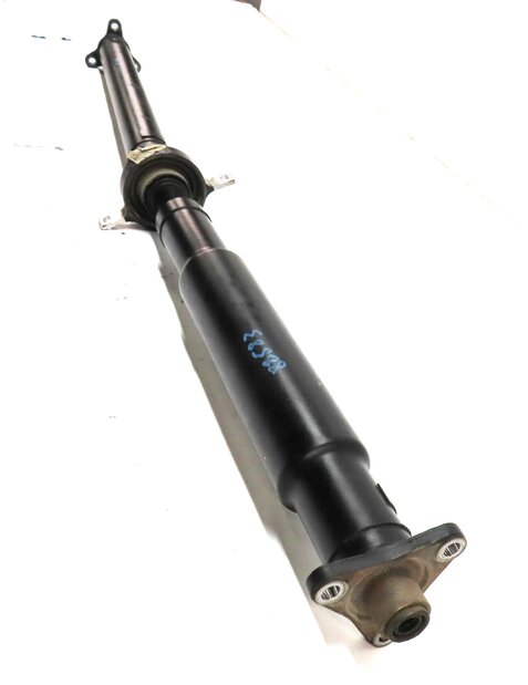 Thumbnail 4: 16-18 BMW 328d (F30) 2.0L TURBO DIESEL ENGINE REAR DRIVESHAFT DRIVE SHAFT (RWD)