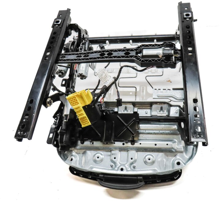 Thumbnail 5: 2012-2019 BMW 3-SERIES (F30 F34) SEDAN - LEFT DRIVER SPORT SEAT TRACK w/ MOTORS