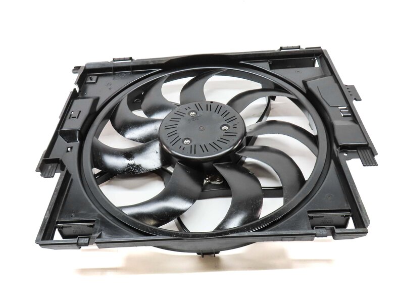 Thumbnail 2: 14-18 BMW 328i DIESEL 328iGT 335iGT (F30 F34) 600w RADIATOR COOLING FAN w/ MOTOR