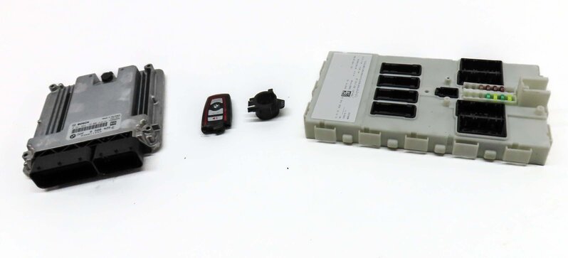 Thumbnail 2: 2016 BMW 328d (F30) 2.0L TURBO N47T DIESEL BODY BCM ECM ENGINE MODULE KEY & SET