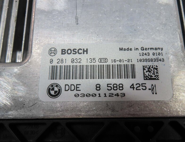 Thumbnail 7: 2016 BMW 328d (F30) 2.0L TURBO N47T DIESEL BODY BCM ECM ENGINE MODULE KEY & SET