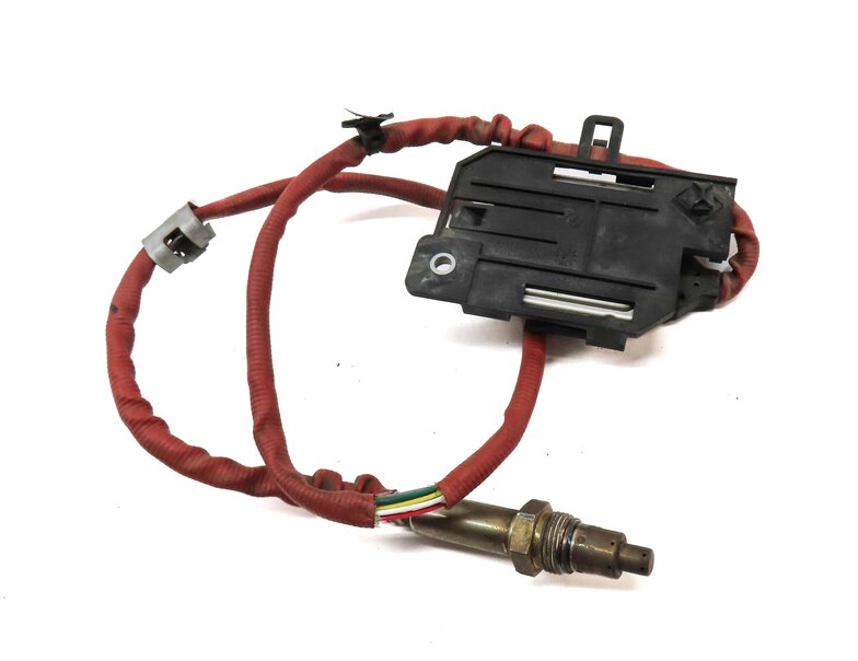 Thumbnail 4: 2016 BMW 328d (F30) 2.0L TURBO DIESEL N47T ENGINE NITROGEN OXIDE NOX SENSOR
