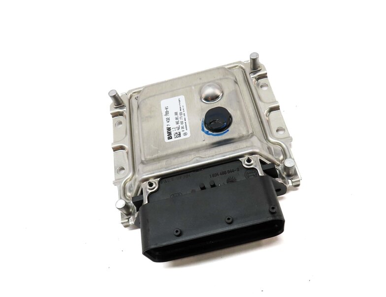 Thumbnail 3: 2014-2017 BMW 328D 535D X3 X5 (F10 F15 F25 F30) DEF DIESEL EMISSIONS MODULE