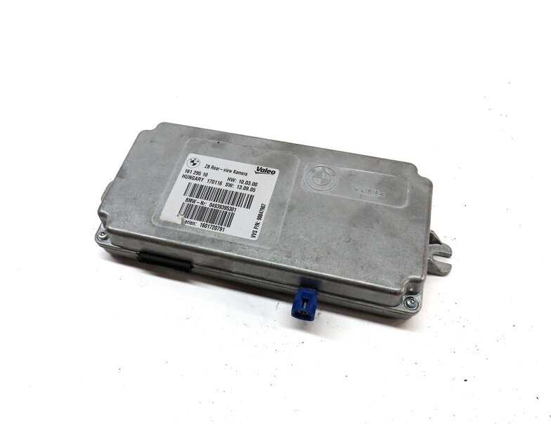 10-19 BMW 2 3 4 5 6 7 SERIES F01 F02 F10 F12 F22 F30 F32 REARVIEW CAMERA MODULE