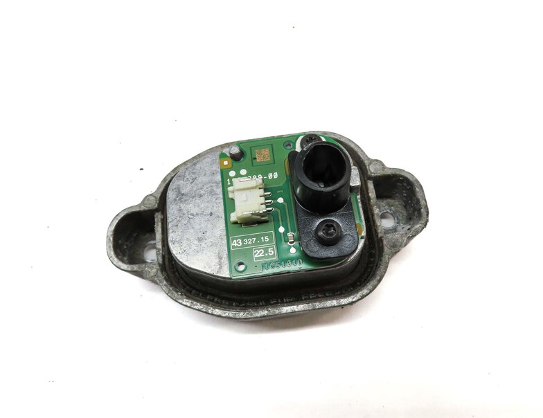 Thumbnail 3: 2016 BMW 328d (F30) HEADLIGHT HEAD LIGHT LAMP DIODE CONTROL MODULE 7419610