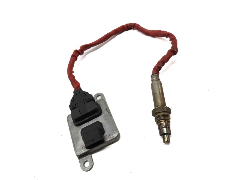 Thumbnail 3: 2016 BMW 328d (F30) 2.0L TURBO DIESEL N47T ENGINE NITROGEN OXIDE NOX SENSOR