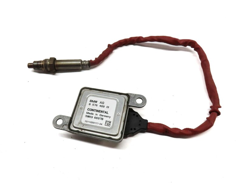 Thumbnail 4: 2016 BMW 328d (F30) 2.0L TURBO DIESEL N47T ENGINE NITROGEN OXIDE NOX SENSOR