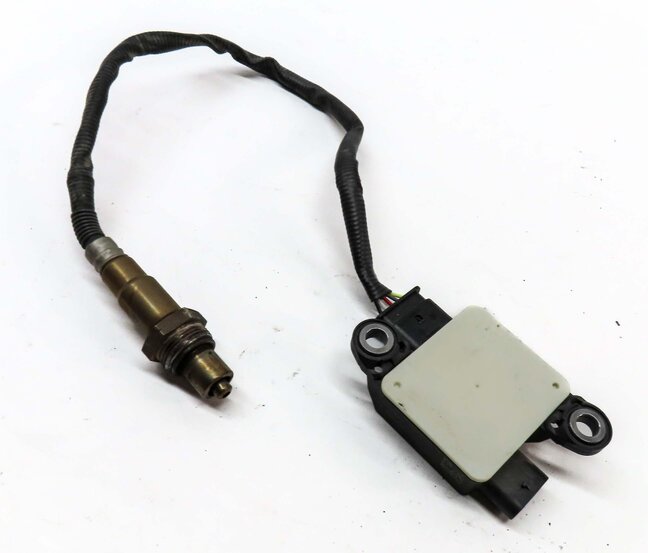 2016 BMW 328d (F30) 2.0L TURBO DIESEL N47T ENGINE PARTICLE SENSOR 13628582023
