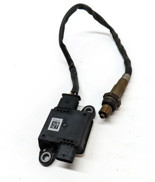 Thumbnail 4: 2016 BMW 328d (F30) 2.0L TURBO DIESEL N47T ENGINE PARTICLE SENSOR 13628582023