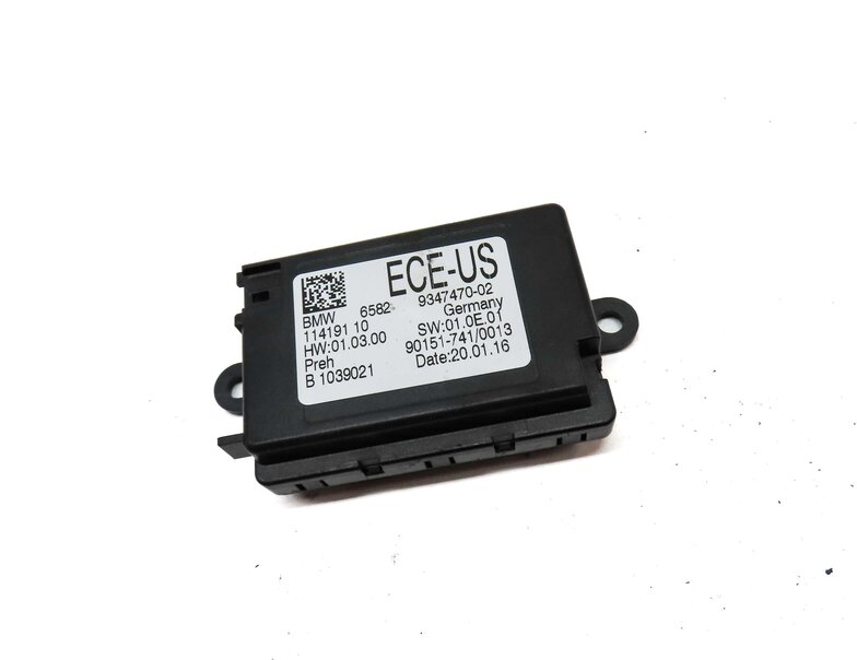 Thumbnail 3: 2016 BMW 328d (F30) iDRIVE NAVIGATION CONTROL MODULE 65829347470