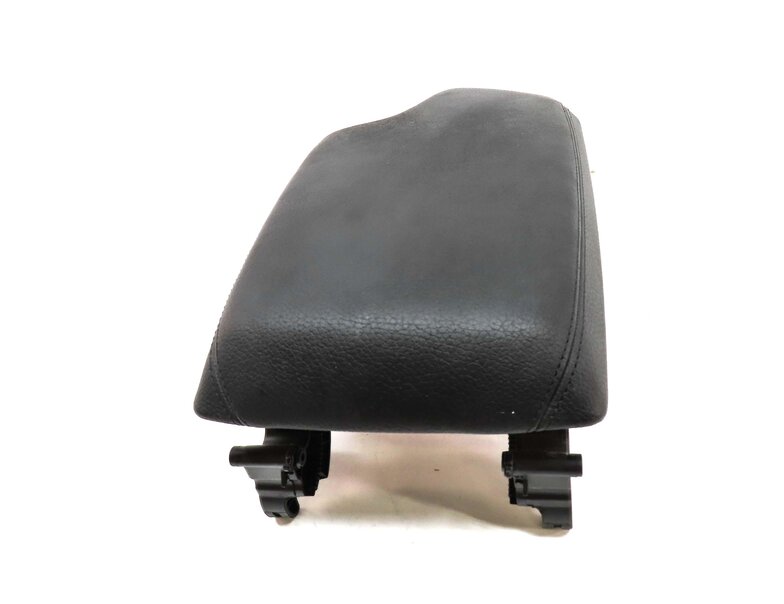 Thumbnail 5: 2016 BMW 328d (F30) FRONT CENTER CONSOLE ARMREST LID (BLACK DAKOTA LEAHTER)