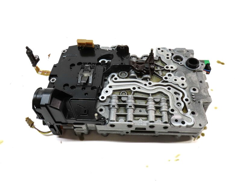 Thumbnail 5: 2014-2018 BMW 328i (F30) 2.0L N47T DIESEL - 8HP-45 AUTO TRANSMISSION VALVE BODY