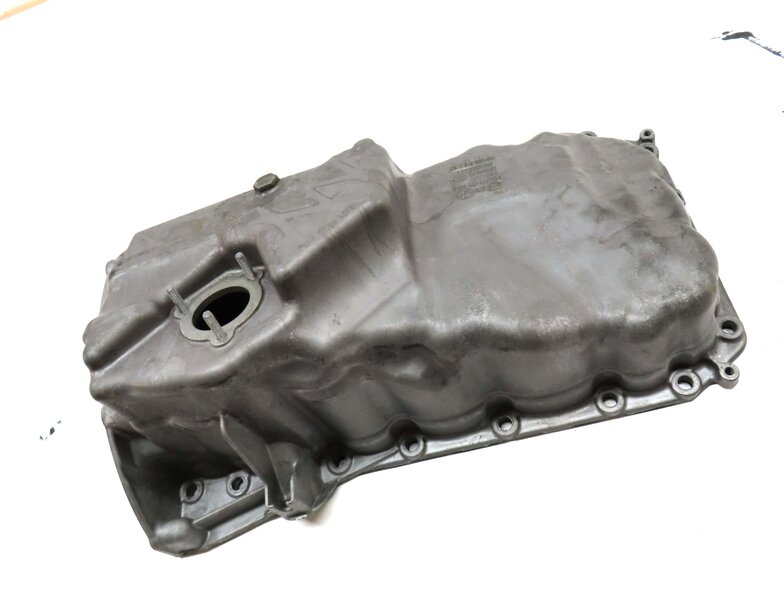 Thumbnail 3: 2014-2018 BMW 328d (F30) RWD 2.0L N47T DIESEL ENGINE MOTOR OIL PAN SUMP