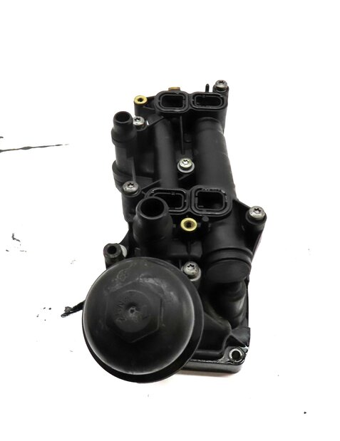 Thumbnail 4: 2016 BMW 328d (F30) 2.0L TURBO DIESEL N47T ENGINE OIL FILTER HOUSING w/ COOLER
