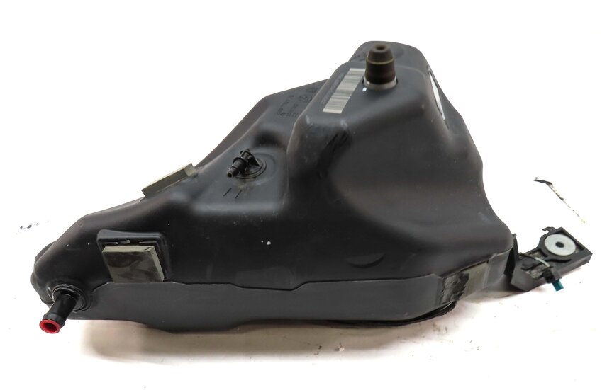 Thumbnail 5: 14-18 BMW 328i (F30) 2.0L N47T DIESEL EXHAUST FLUID DEF SCR ACTIVE TANK w/ PUMP