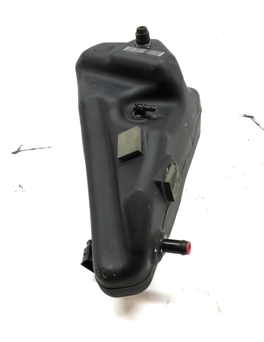 Thumbnail 6: 14-18 BMW 328i (F30) 2.0L N47T DIESEL EXHAUST FLUID DEF SCR ACTIVE TANK w/ PUMP