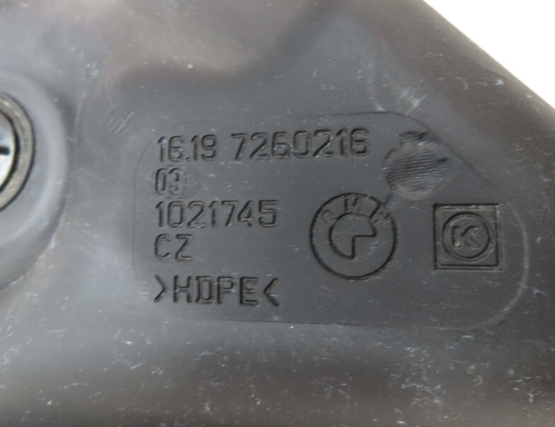 Thumbnail 8: 14-18 BMW 328i (F30) 2.0L N47T DIESEL EXHAUST FLUID DEF SCR ACTIVE TANK w/ PUMP