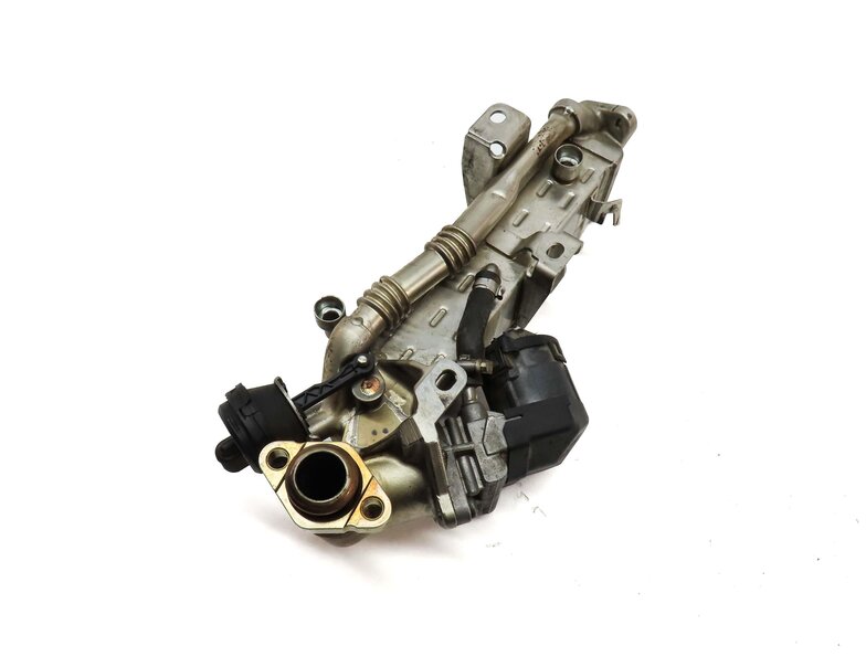 2014-2018 BMW 328i (F30) 2.0L N47T TURBO DIESEL ENGINE EGR INTERCOOLER