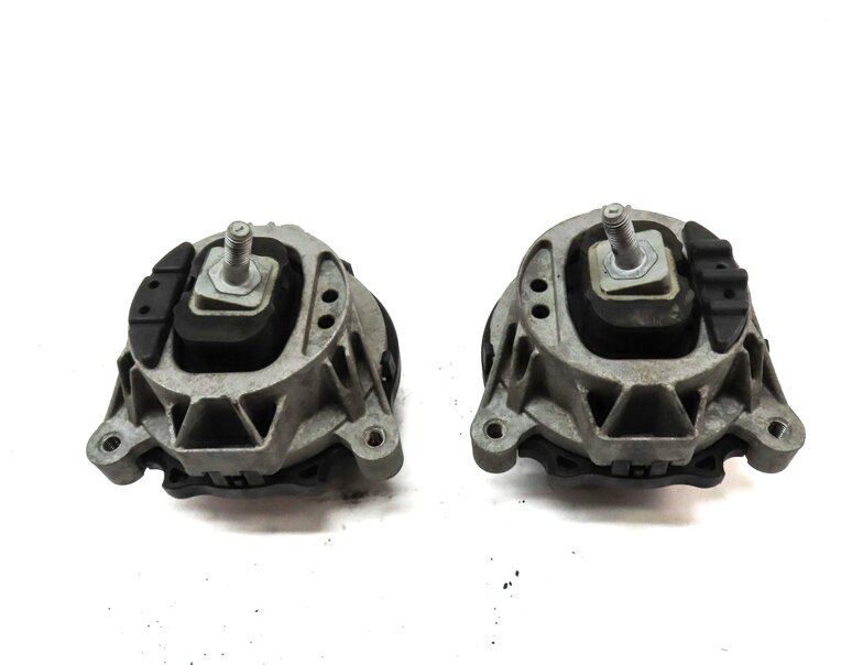 Thumbnail 4: 2016 BMW 328d (F30) 2.0L TURBO DIESEL N47T LEFT & RIGHT ENGINE MOUNT SET 2