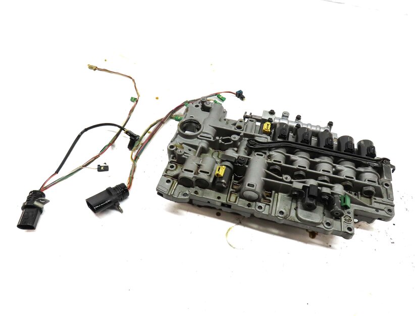 11-15 VW TOUAREG / AUDI Q7 (4L) 8 SPEED MHN AUTOMATIC TRANSMISSION VALVE BODY
