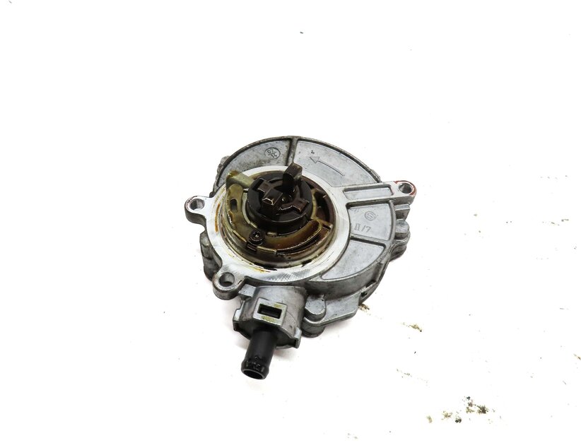 2014 AUDI Q7 (4L) 3.0L SUPERCHARGED ENGINE BRAKE VACUUM PUMP 06E145100R