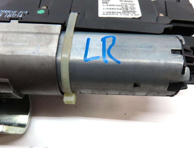 Thumbnail 9: 2014-2015 AUDI Q7 (4L) LEFT DRIVER REAR TRUNK LIFT ASSIST LIFTGATE MOTOR