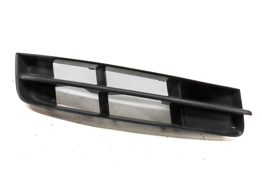 2014 AUDI Q7 (4L) FRONT RIGHT PASSENGER LOWER OUTER BUMPER GRILLE AIR VENT TRIM
