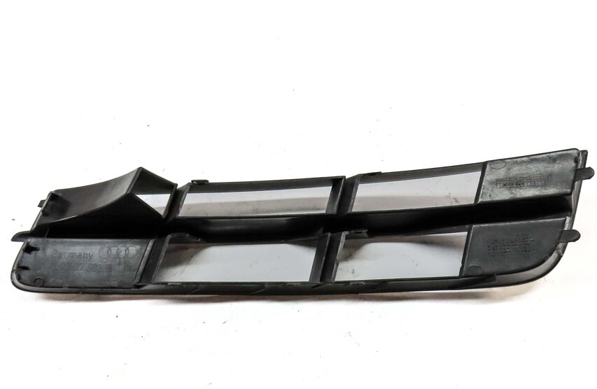 Thumbnail 5: 2014 AUDI Q7 (4L) FRONT RIGHT PASSENGER LOWER OUTER BUMPER GRILLE AIR VENT TRIM
