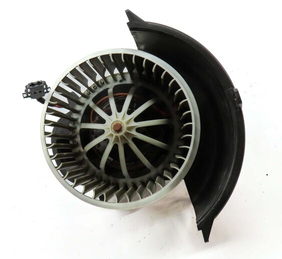 Thumbnail 3: 2011-2015 AUDI Q7 (4L) FRONT HVAC HEATER A/C BLOWER FAN MOTOR