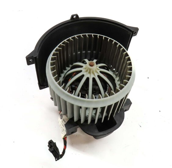Thumbnail 4: 2011-2015 AUDI Q7 (4L) FRONT HVAC HEATER A/C BLOWER FAN MOTOR