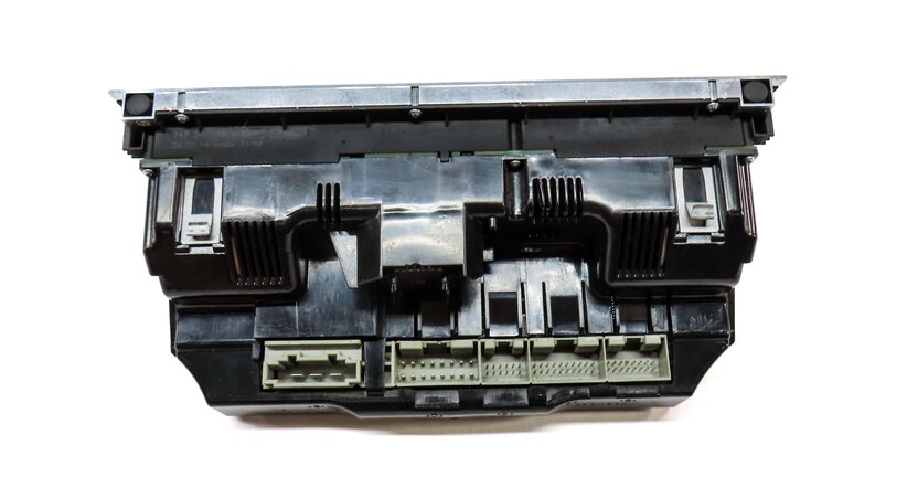 Thumbnail 5: 2013-2015 AUDI Q7 (4L) HEATER AC TEMPERATURE CLIMATE CONTROL PANEL (HEATED SEAT)