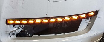 Thumbnail 2: 2010-2015 AUDI Q7 (4L) RIGHT FRONT PASSENGER TURN SIGNAL MARKER LIGHT LAMP (LED)