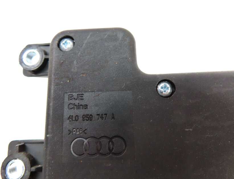 Thumbnail 7: 2014 AUDI Q7 (4L) FRONT LEFT DRIVER SEAT ADJUST ADJUSTMENT SWITCH (BEIGE)