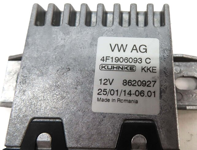 Thumbnail 4: 2014 AUDI Q7 (4L) 3.0L SUPERCHARGED ENGINE FUEL PUMP CONTROL MODULE 4F1906093C