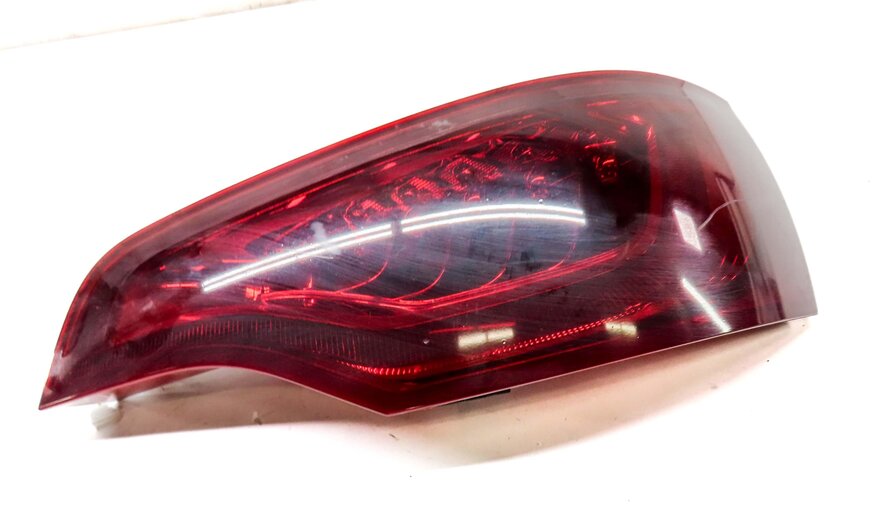 Thumbnail 4: 2010-2015 AUDI Q7 (4L) REAR RIGHT PASSENGER TAILLIGHT BRAKE LIGHT LAMP (LED)