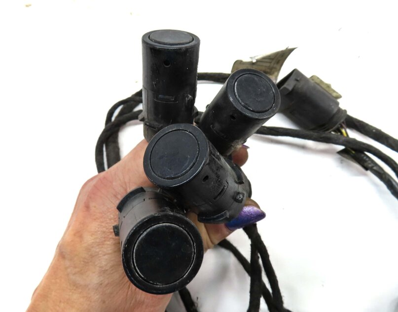 Thumbnail 5: 2006 LAND RANGE ROVER L322 REAR PARK ASSIST PDC SENSOR SET4 BLUE & WIRE HARNESS