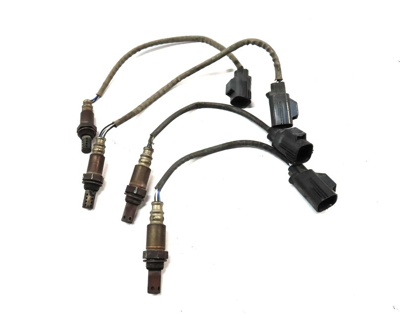 Thumbnail 3: 2006 LAND RANGE ROVER (L322) 4.4L ENGINE PRE POST CAT O2 OXYGEN SENSOR SET 4