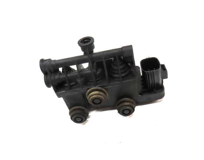 Thumbnail 3: 2006 LAND RANGE ROVER (L322) AIR SUSPENSION TRANSFER RELIEF VALVE RVH500050