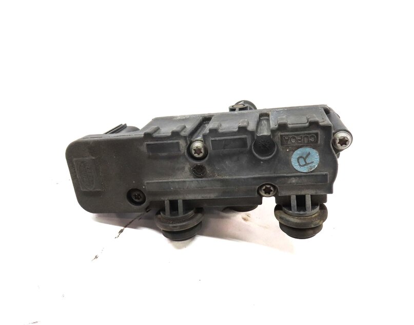 Thumbnail 5: 2006 LAND RANGE ROVER (L322) AIR SUSPENSION TRANSFER RELIEF VALVE RVH500050