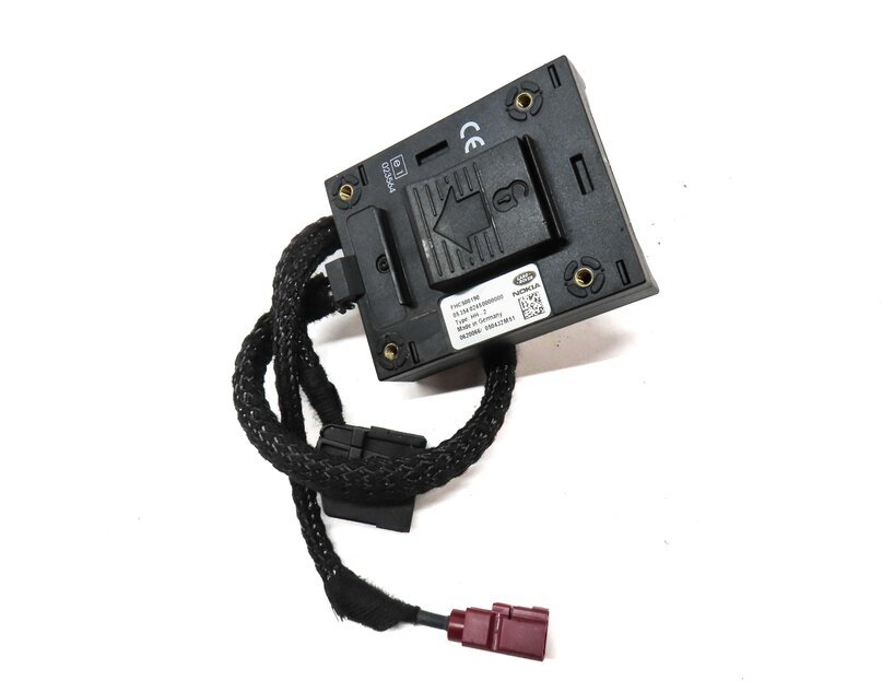 Thumbnail 3: 2006 LAND RANGE ROVER (L322) FRONT CENTER CONSOLE CELL PHONE DOCK CRADLE