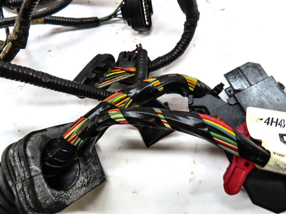Thumbnail 5: 2006 LAND RANGE ROVER (L322) 4.4L ENGINE WIRE WIRING HARNESS 4H43-12B637-BC