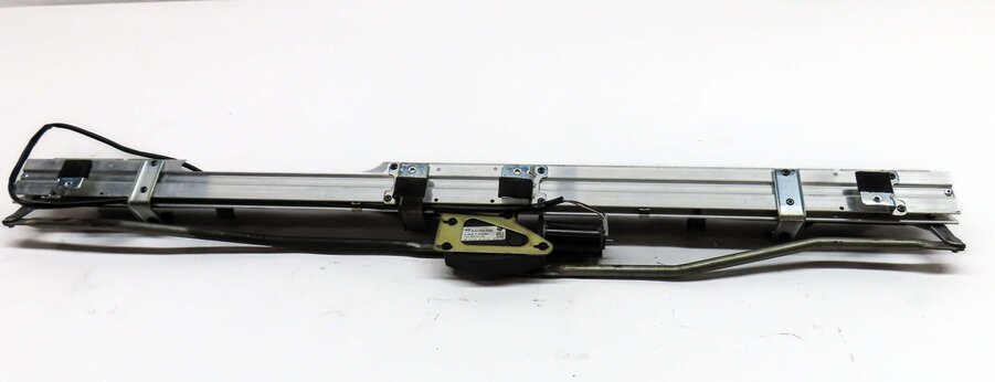 Thumbnail 6: 2011 MERCEDES C300 (W204) REAR WINDOW PRIVACY SUNSHADE ASSEMBLY w/ MOTOR