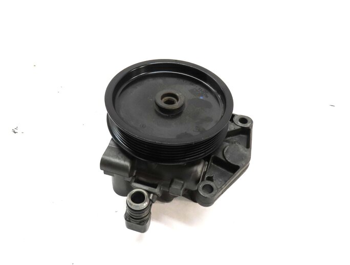10-13 MERCEDES C250 C300 C350 E350 E550 (W204 W207) 3.0L POWER STEERING PUMP