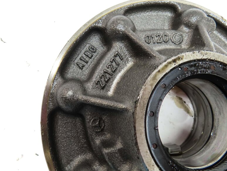 Thumbnail 7: 09-11 MB C300 (W204) AWD 4MATIC 3.0L 272.9 A/T TRANSMISSION FRONT OIL FLUID PUMP