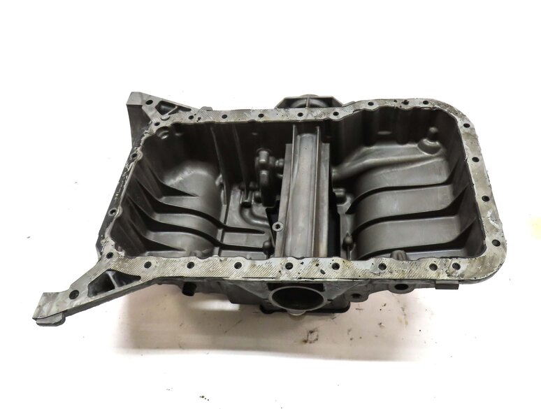 Thumbnail 6: 08-12 MERCEDES C250 C300 C350 E350 GLK350 (W204 W212 W204) AWD V6 ENGINE OIL PAN