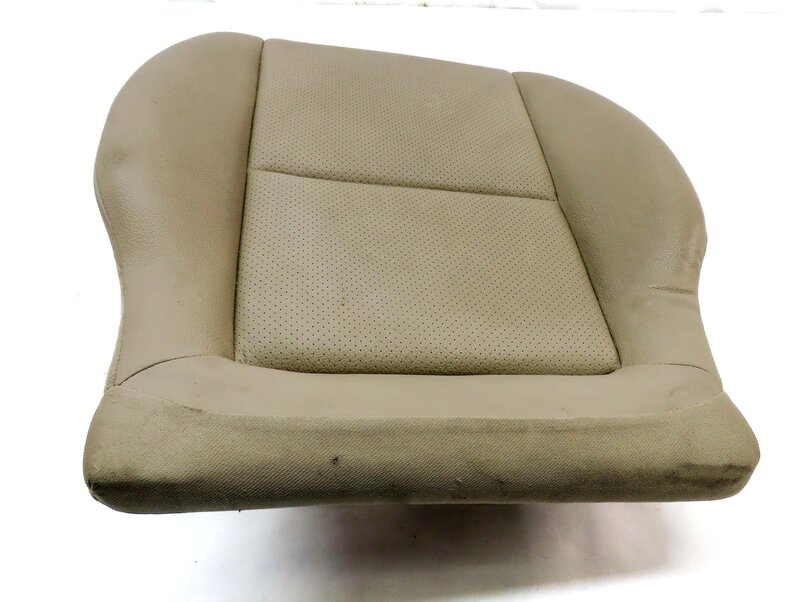 Thumbnail 4: 2011 MERCEDES C300 W204 FRONT RIGHT PASSENGER LOWER HEATED SEAT CUSHION (BEIGE)