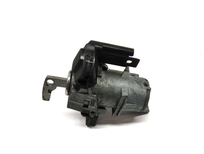 Thumbnail 8: 2011 MERCEDES C300 W204 FRONT LEFT DRIVER DOOR & TRUNK LOCK CYLINDER & KEY SET 2
