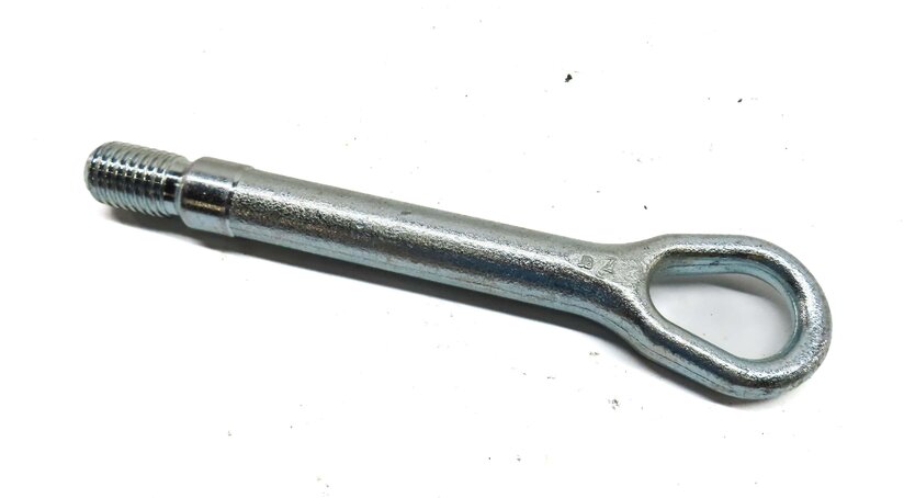 2011 MERCEDES C300 (W204) TOW HOOK EYE TOWING STUD BOLT