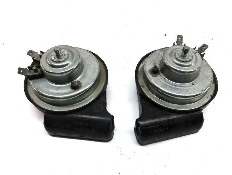 Thumbnail 5: 08-18 MERCEDES C E GLK CLS (W204 W207 W212 X204 C218) HIGH & LOW TONE HORN SET