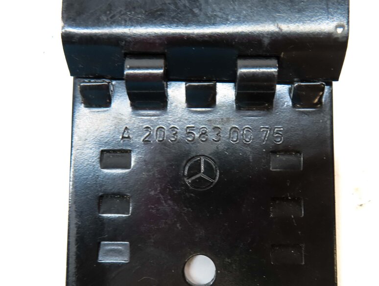Thumbnail 5: 2011 MERCEDES C300 (W204) EMERGENCY ROADSIDE SCISSOR JACK w/ LUG WRENCH & CHOCK